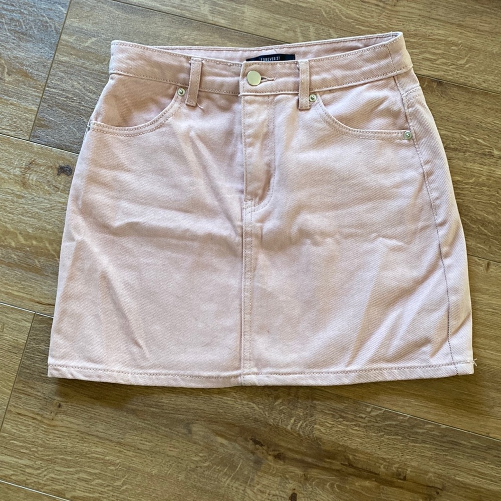 Light pink denim skirt